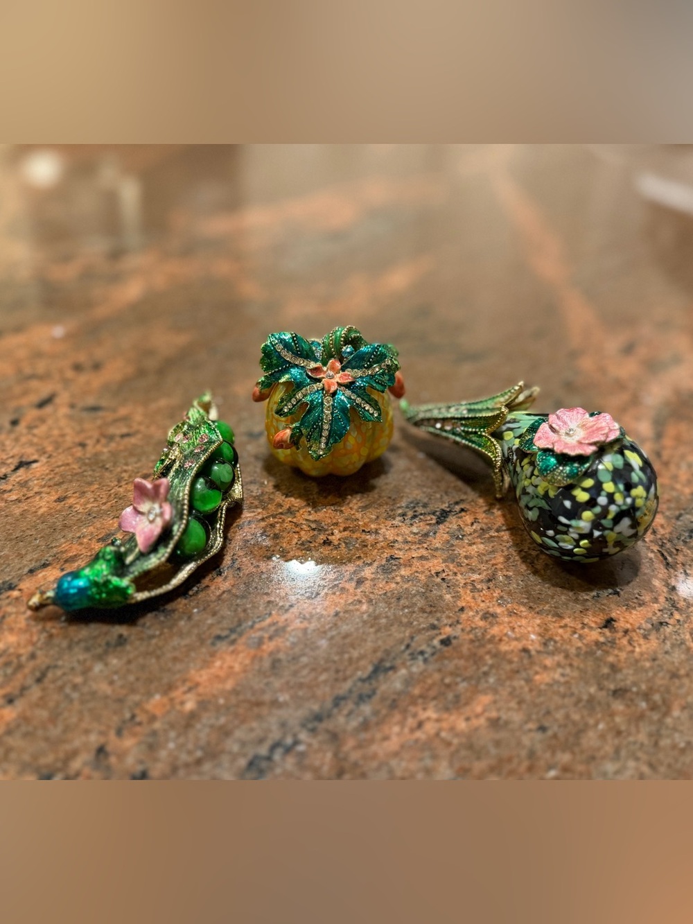 Fitz & Floyd mini art glass with crystals vegetable figurines Set of 3